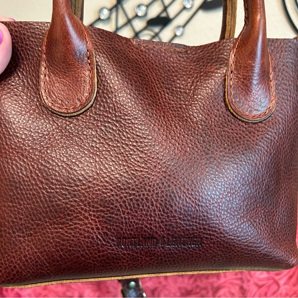 EUC Portland Leather Brown Crossbody Bag - Picture 3 of 14